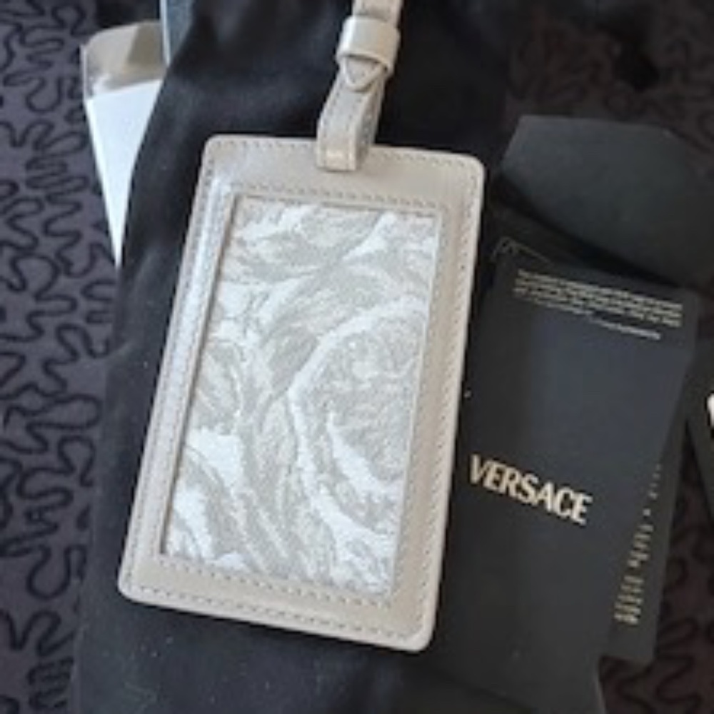 *HOST PICK* Versace Jacquard Luggage Tag *NEW*